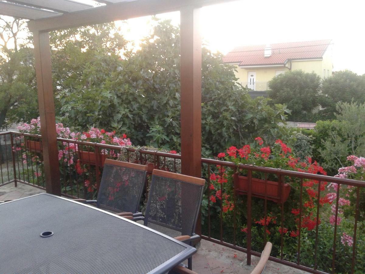 House Villa Mare Malinska Buitenkant foto